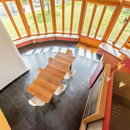 Lägenhet Exclusive Loft-style With Garden & Terrace *
