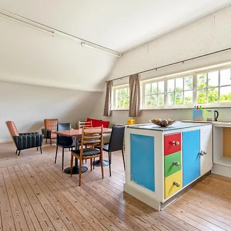 Lägenhet Exclusive Loft-style With Garden & Terrace